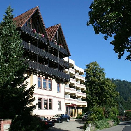 Hotel Bergfrieden Бад Вилдбад Екстериор снимка